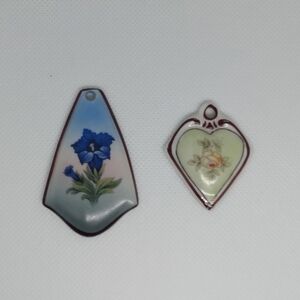 Lot‎ Of 2 Bavaria Shumana Porcelain Pendants Floral Vintage